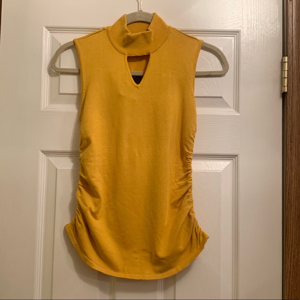 NWT Thalia Sodi sleeveless yellow mock neck tank top